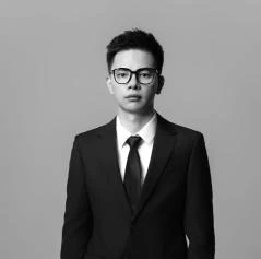 XIAOJIE 资深照明设计师